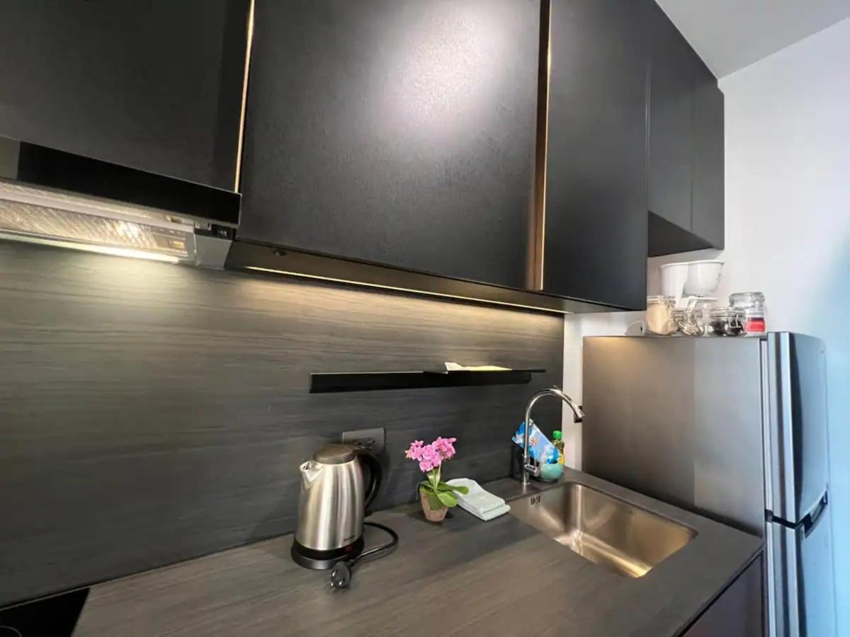 Downtown Chic Rooftop Pool #en24314 Apartment Pattaya