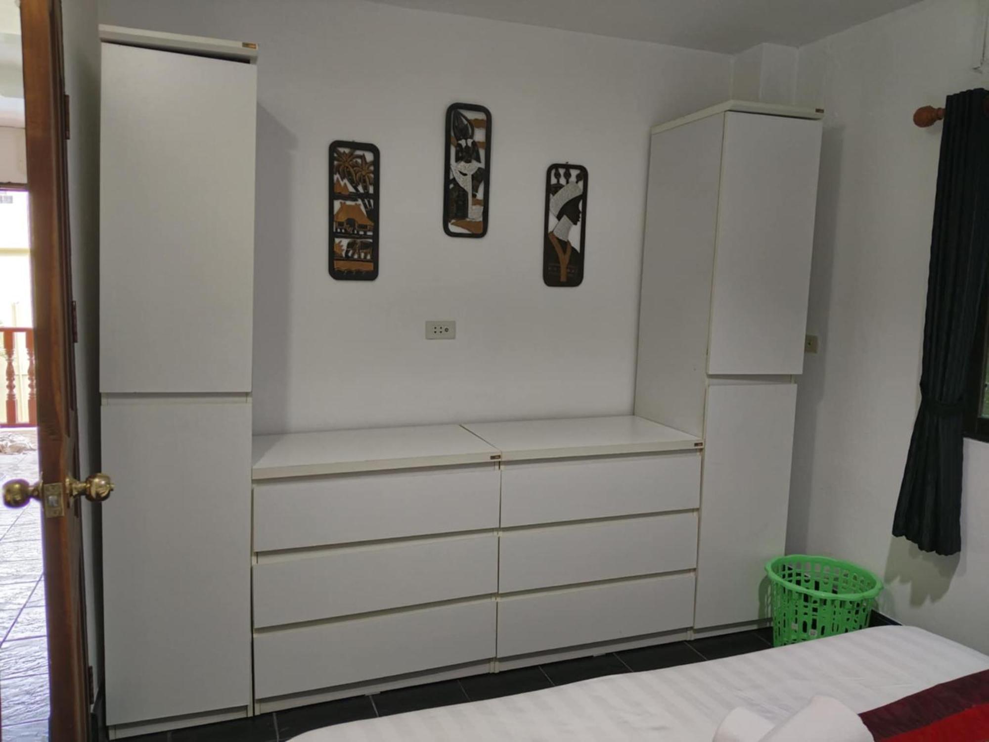 Phratamnak - 100 Mtr From The Beach Guest house Pattaya