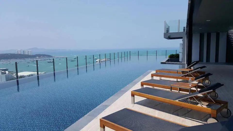 Apartment Downtown Lux Fun Rooftop Pool #tb7158 *