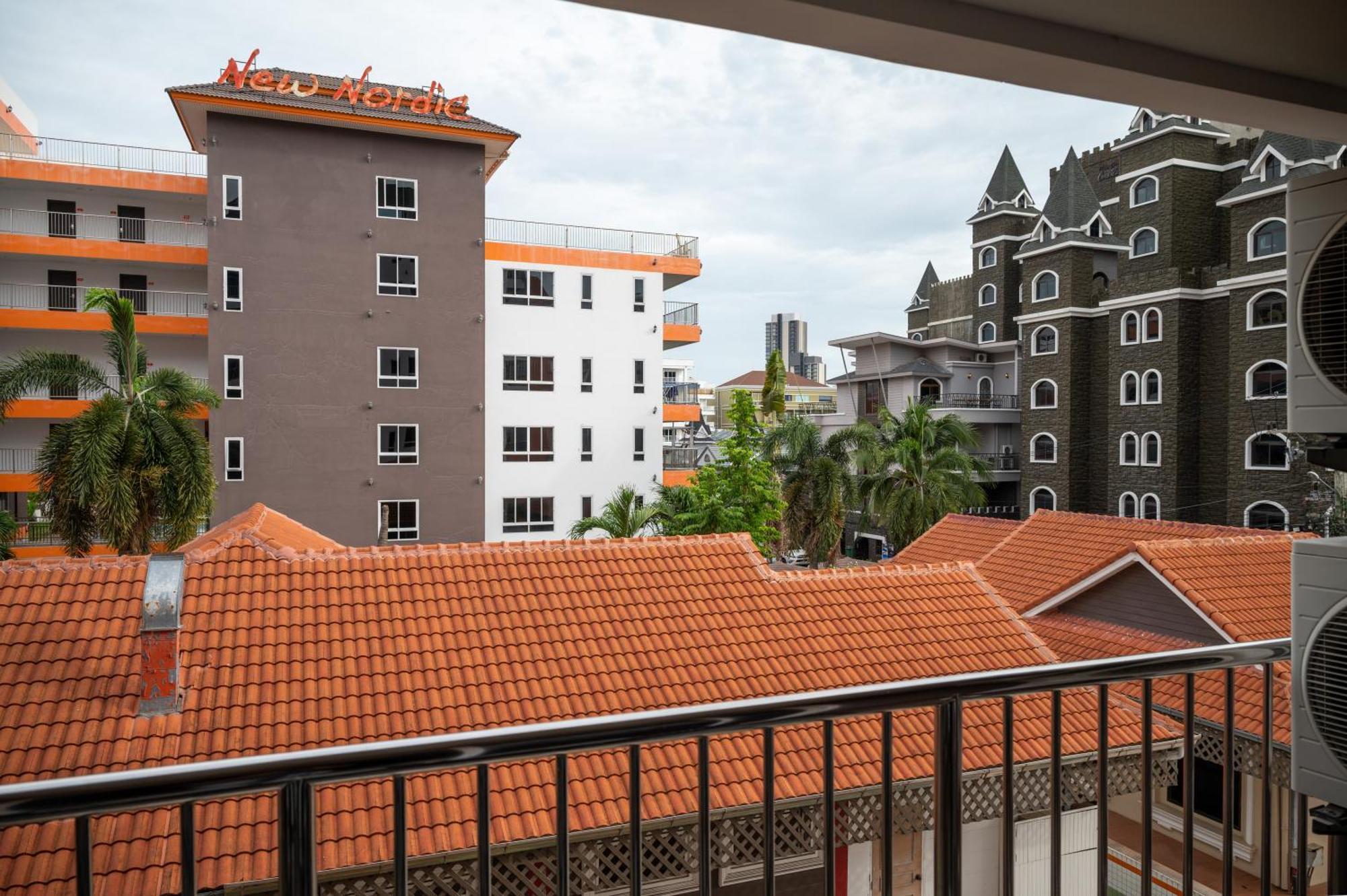 New Nordic Marcus 3 By Apartwell Apartment Pattaya