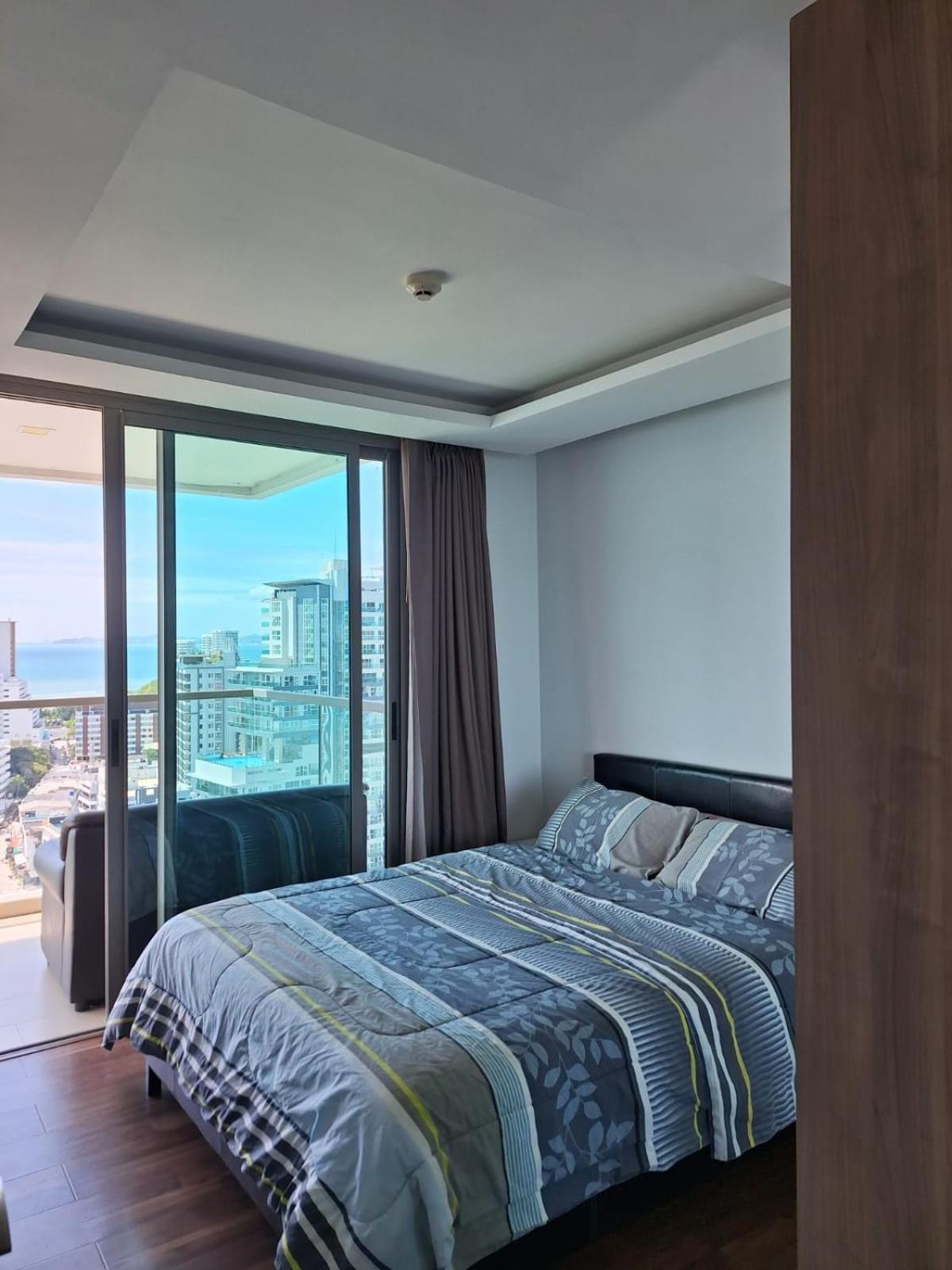 The Peak Towers Sea View Apartamento Pattaya