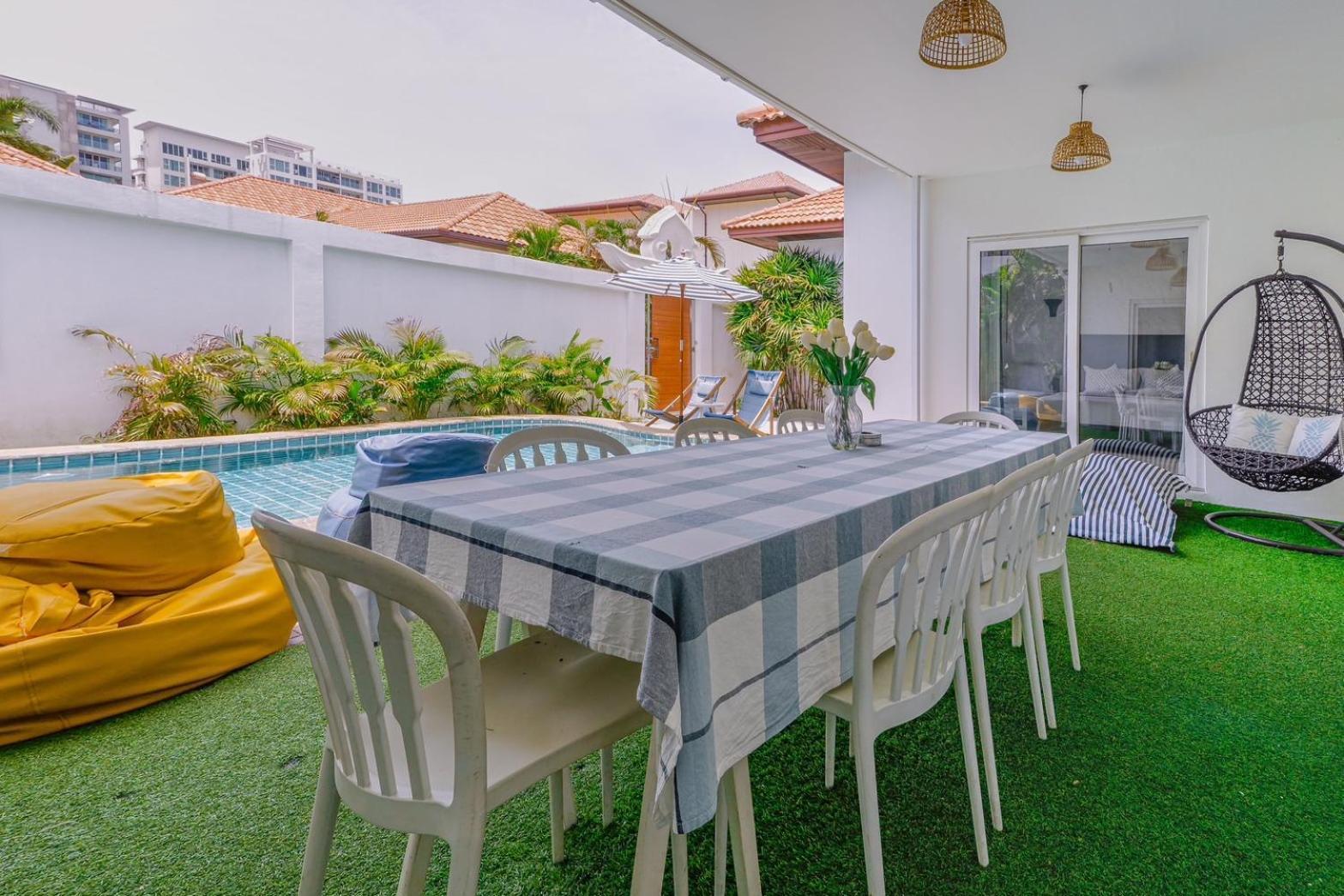 Majestic Pool 3 Bedrooms Private Beach * Pattaya