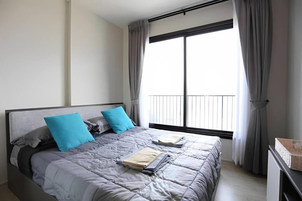 Sea View At Location, High Floor Luxury Apartment Pattaya