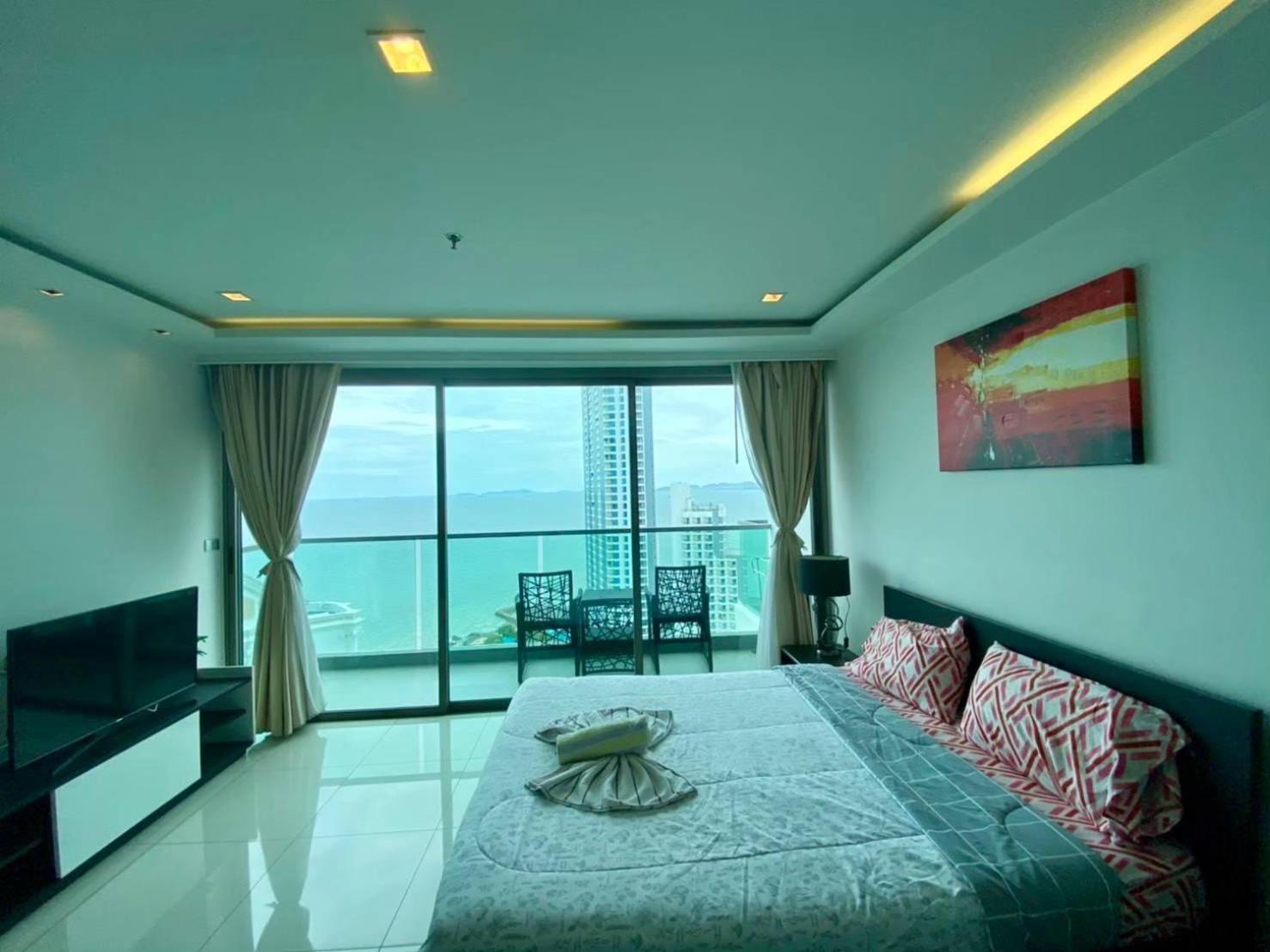 Apartment W Tower By Fantasea Pattaya