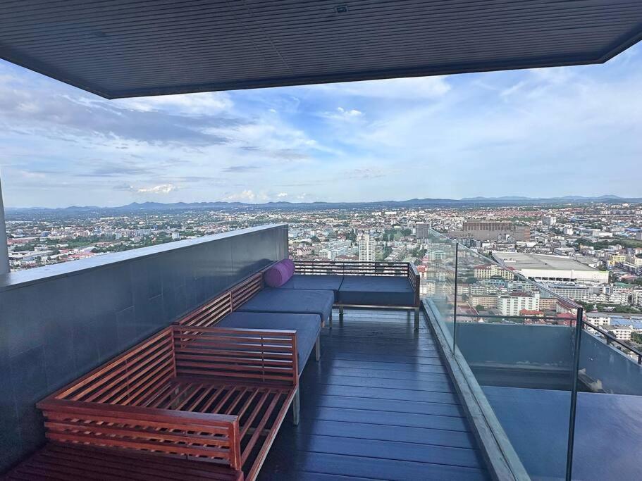 Centric Sea中心海网红公寓套房1 Pattaya