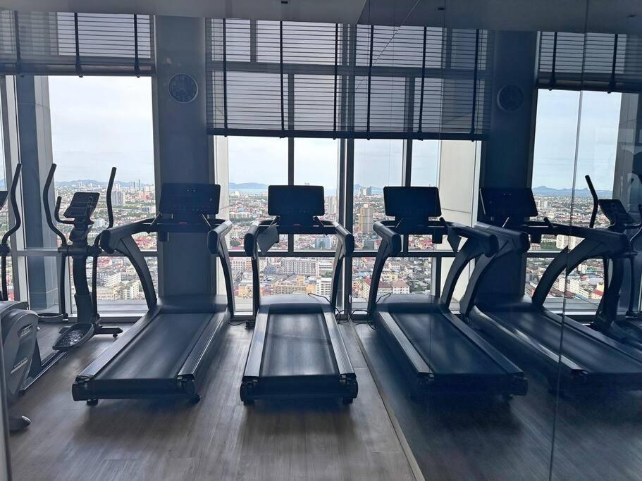 Centric Sea中心海网红公寓套房1 Pattaya