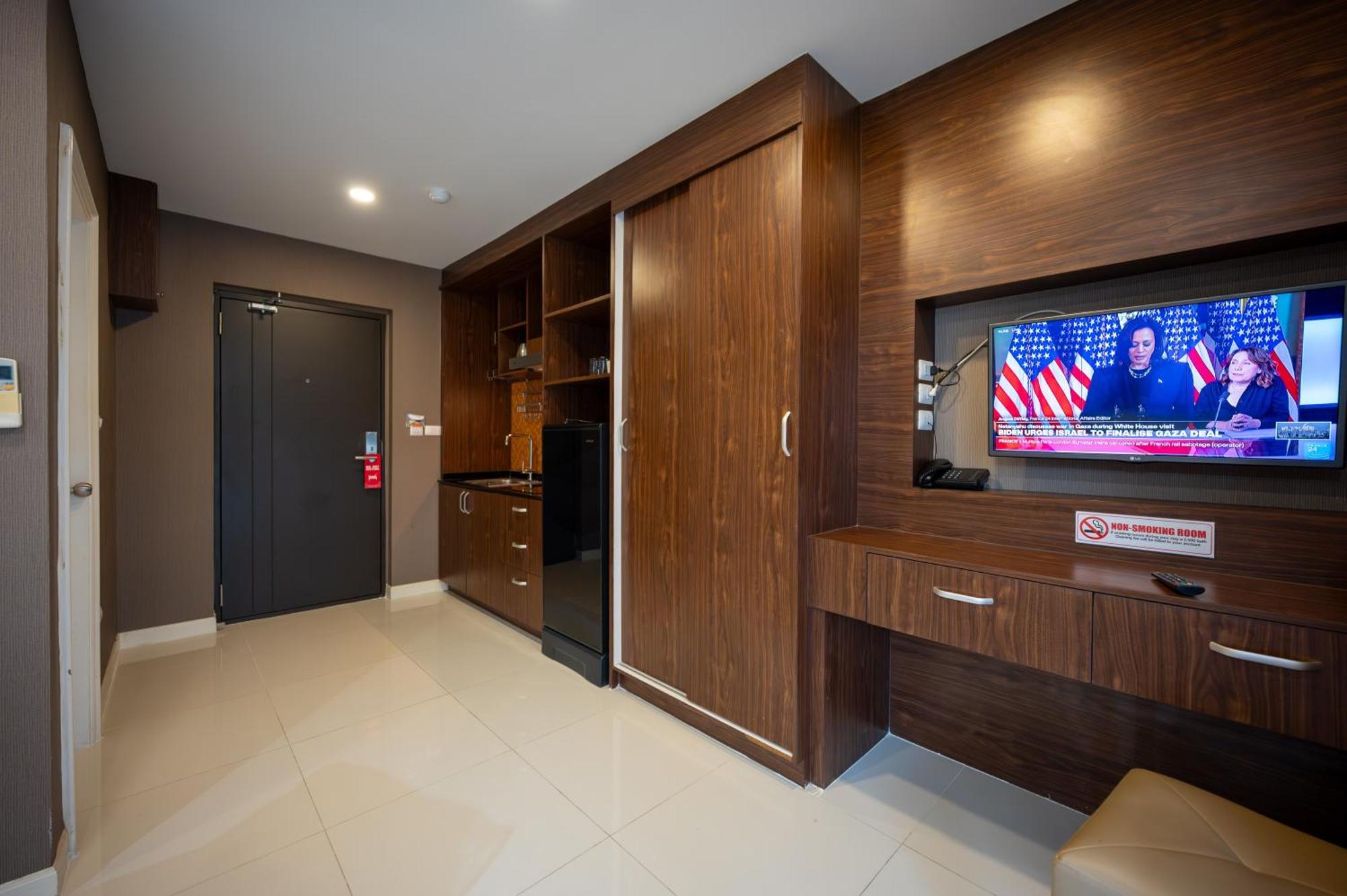 Apartment New Nordic Marcus 3 By Apartwell Pattaya