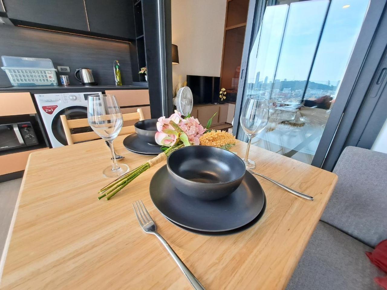 Edge By Mickey Aparthotel
