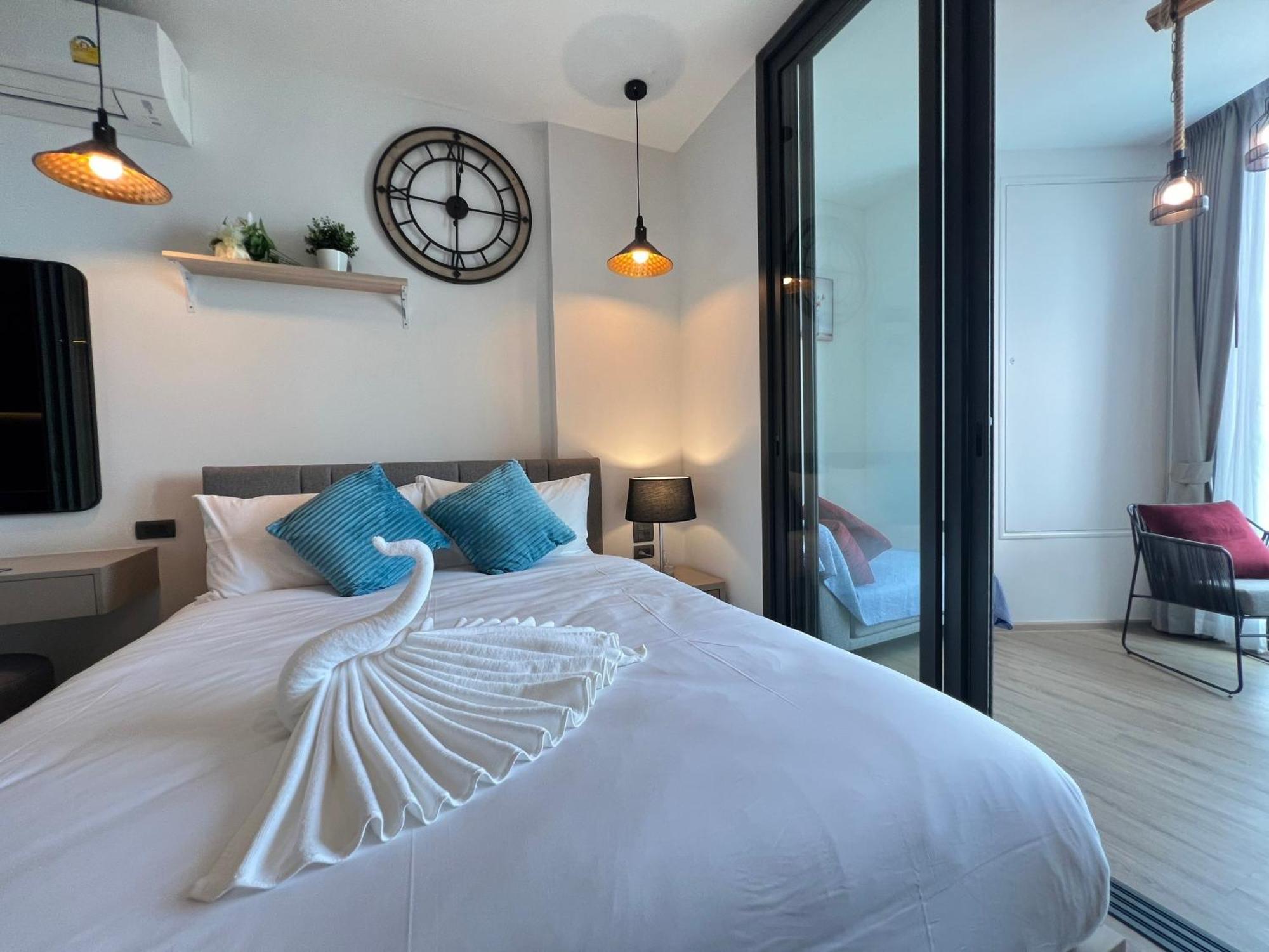 Edge By Mickey Aparthotel