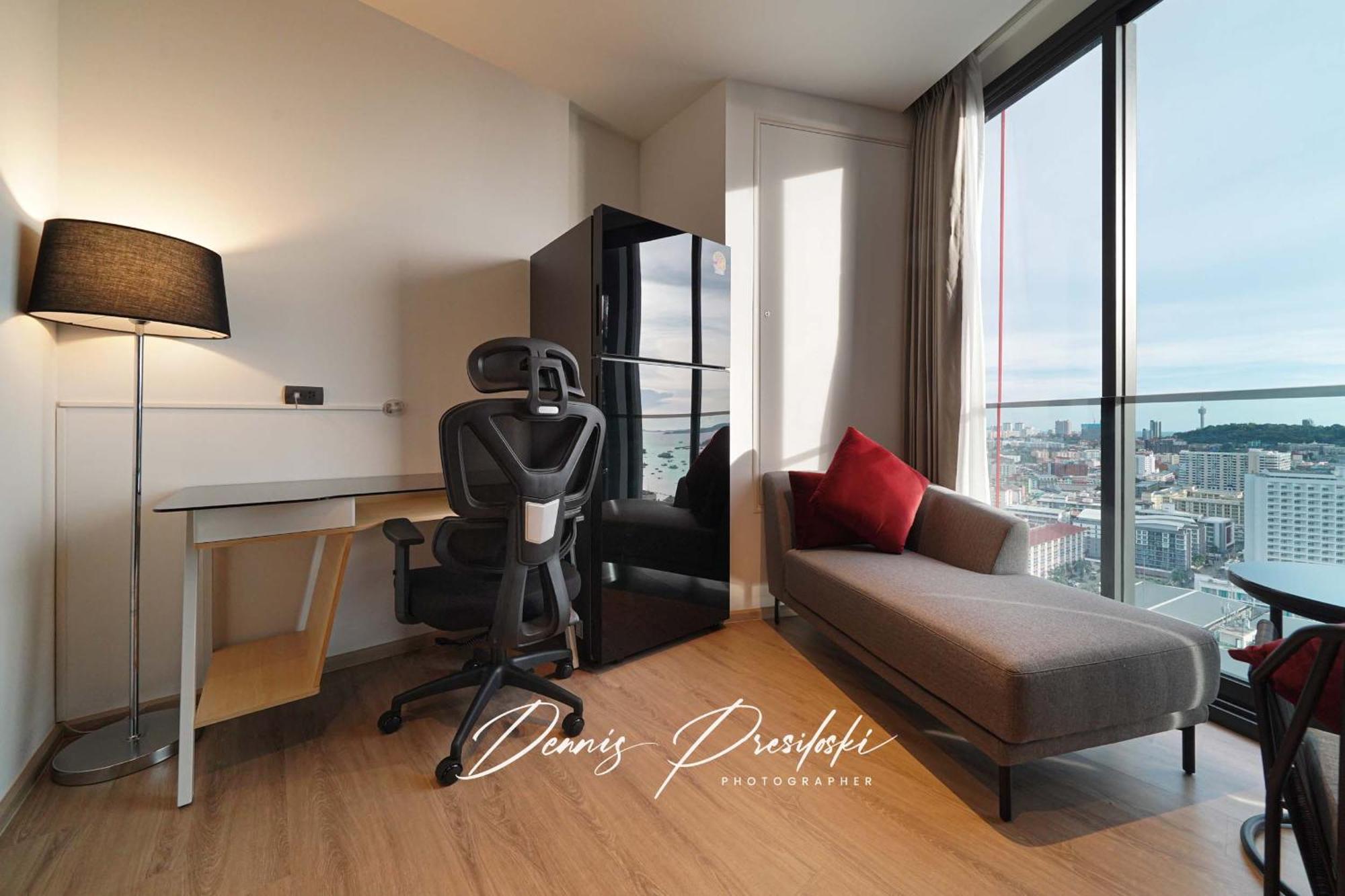 Luxury Edge Seaview Apartment *