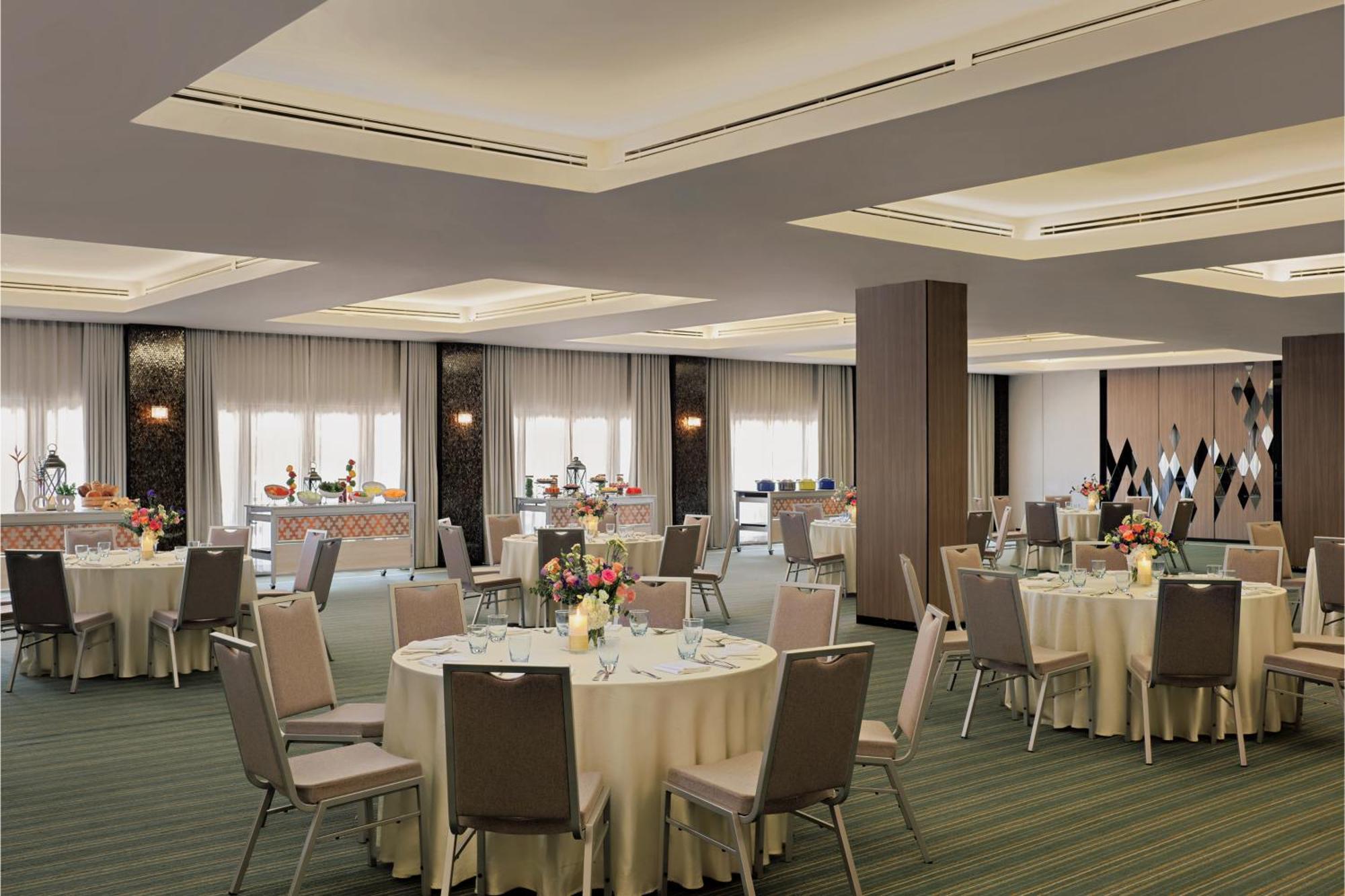 Hotel Avani 5*