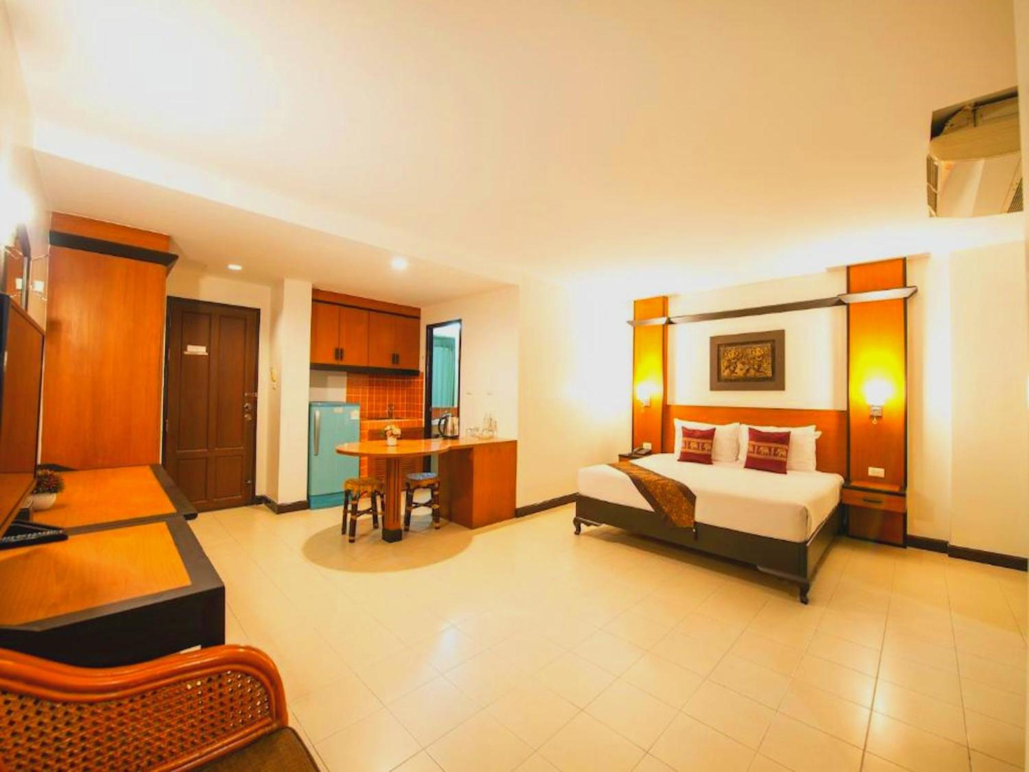 Piyada By Techotels - Guest Friendly - Near To Beach, Famous Walking Street - Night Clubs , Bars & Discos 3*