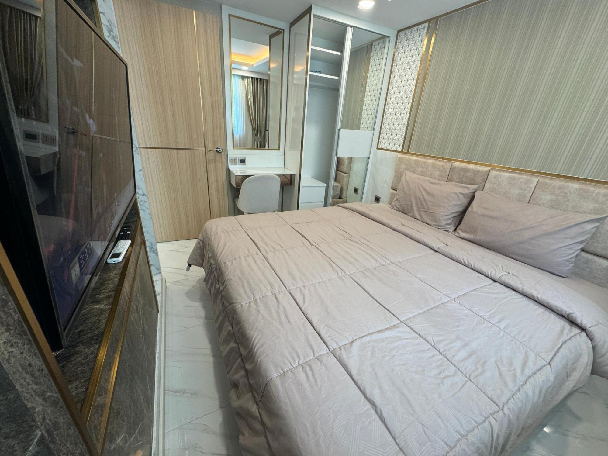 Apartment B3#dusit Grand Park 2 轻奢高端全景水系游泳池公寓 Pattaya