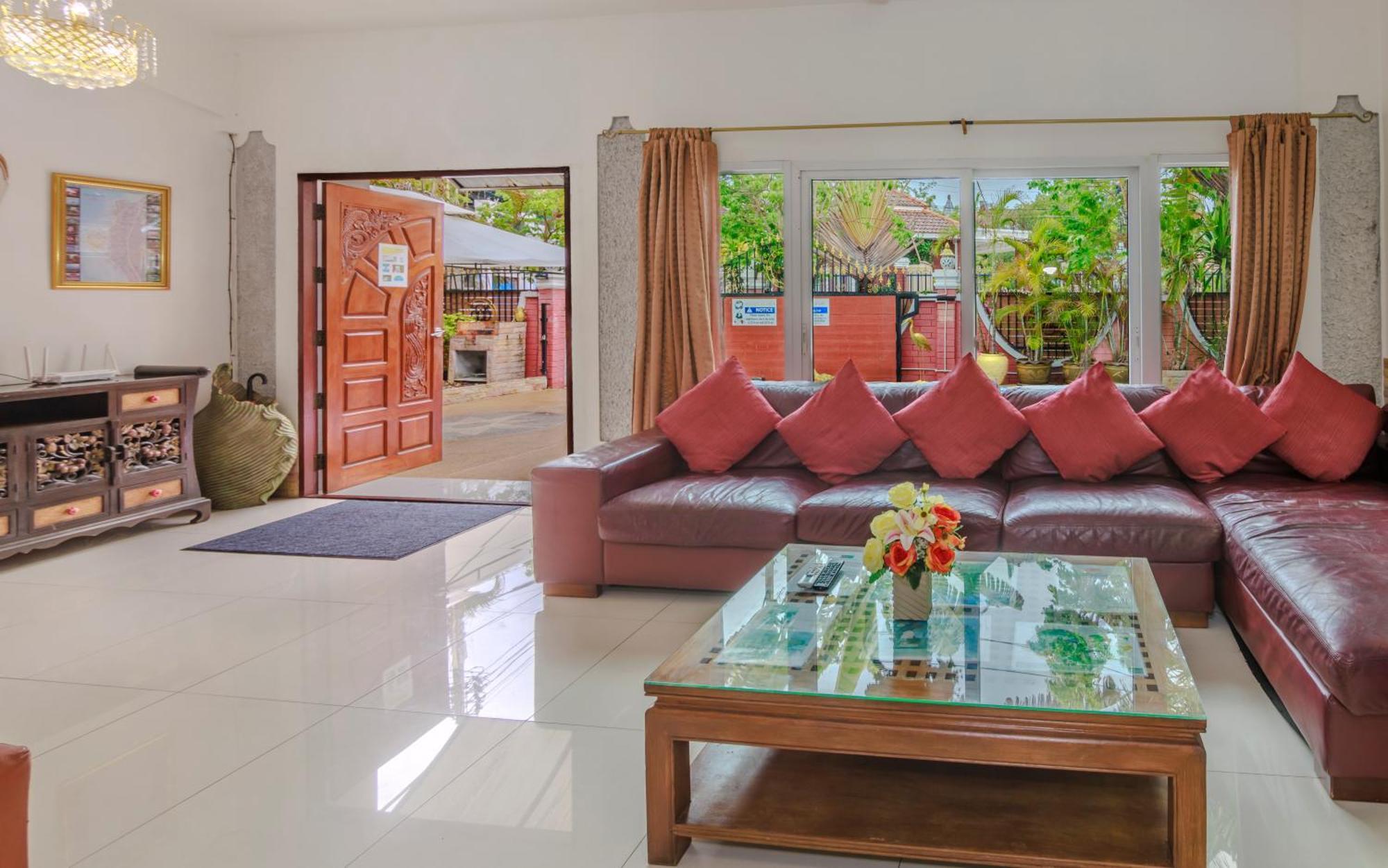 Villa R Near Walking Street Electricity Included