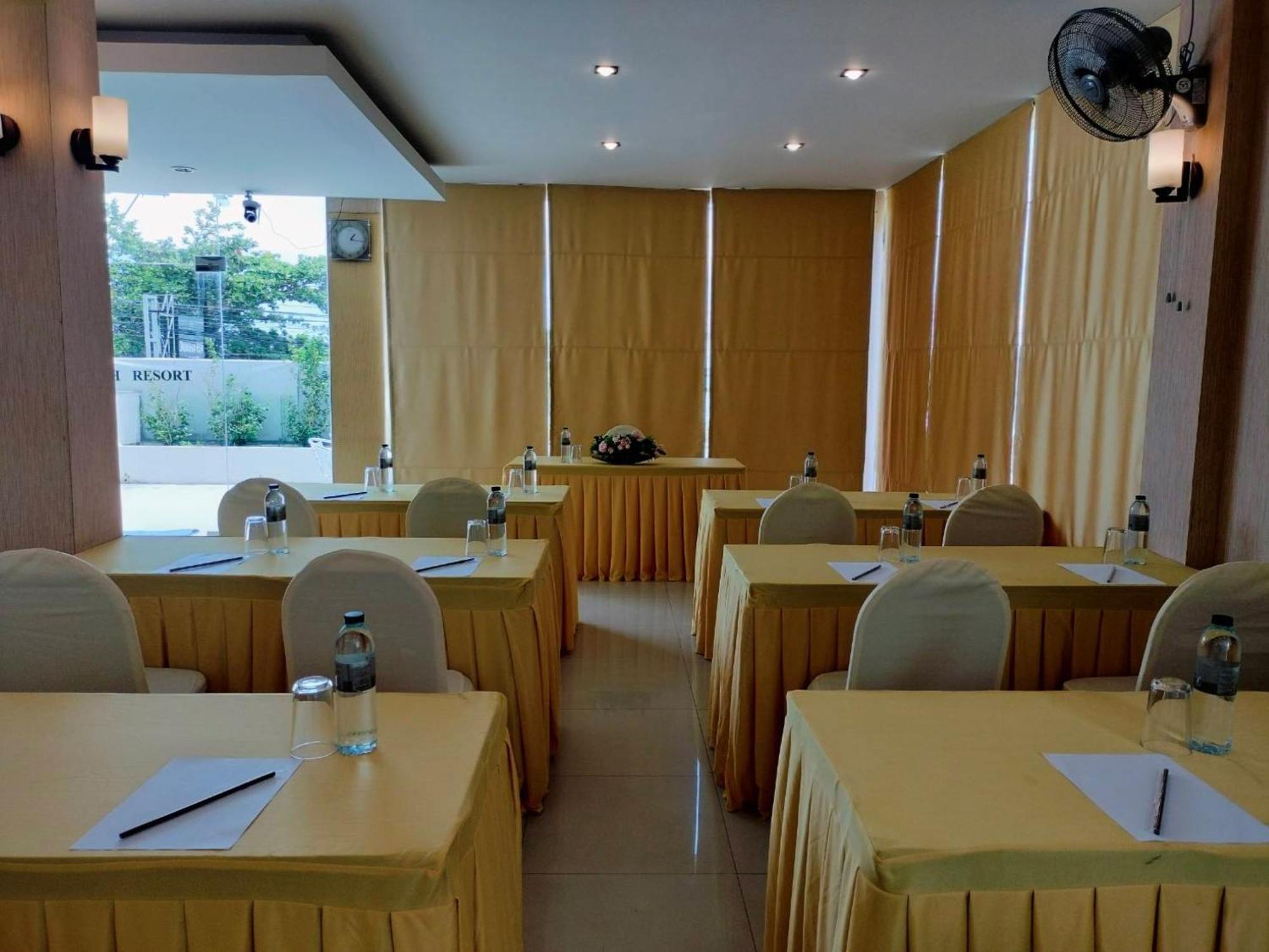 Dragon , Pattaya Hotel Pantai Jomtien