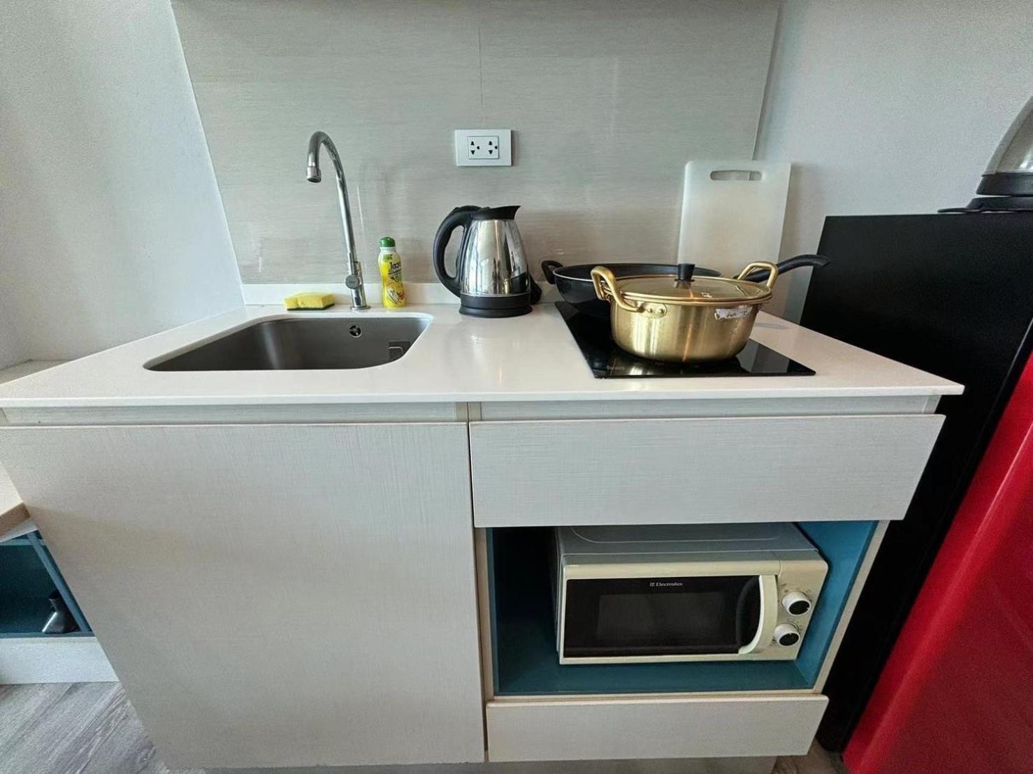 Apartment Centric Sea *
