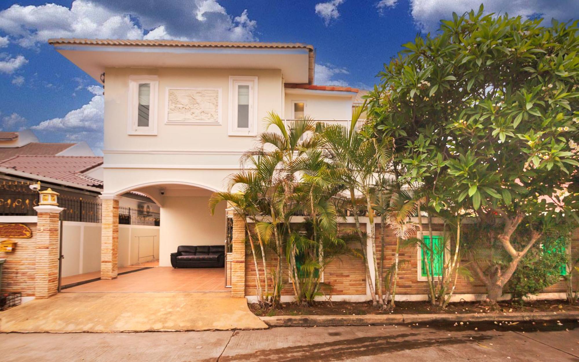 Tewaree Near Walking Street And Beaches Pattaya