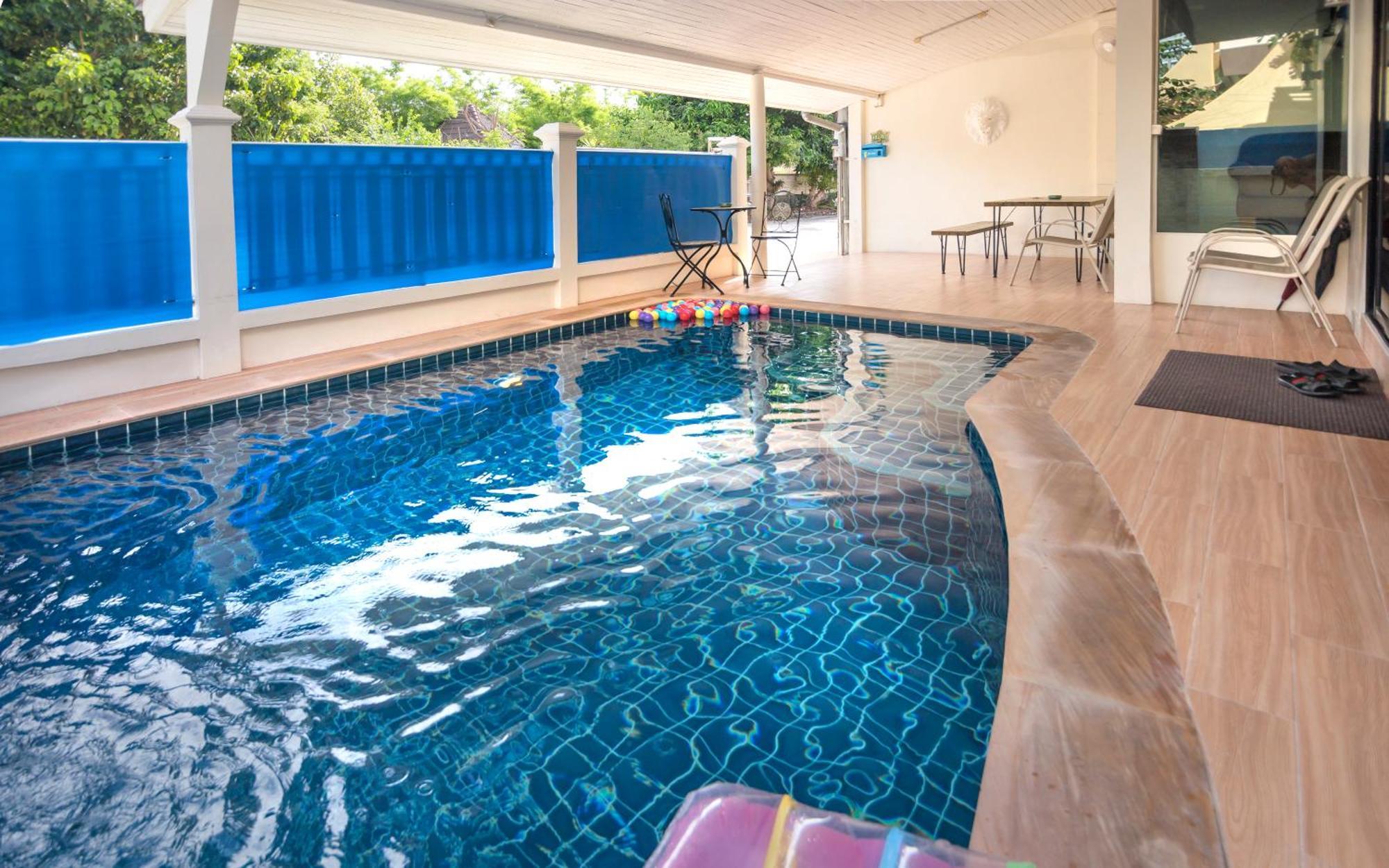 K Near Walking Street Electricity Included Villa Pattaya