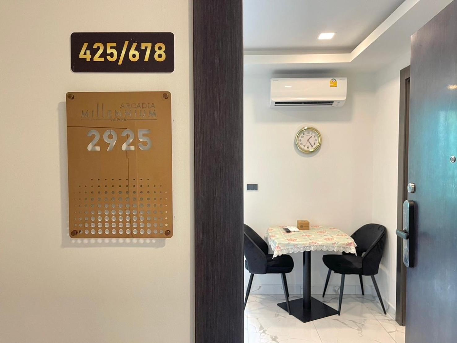 Arcadia Millennium Apartment