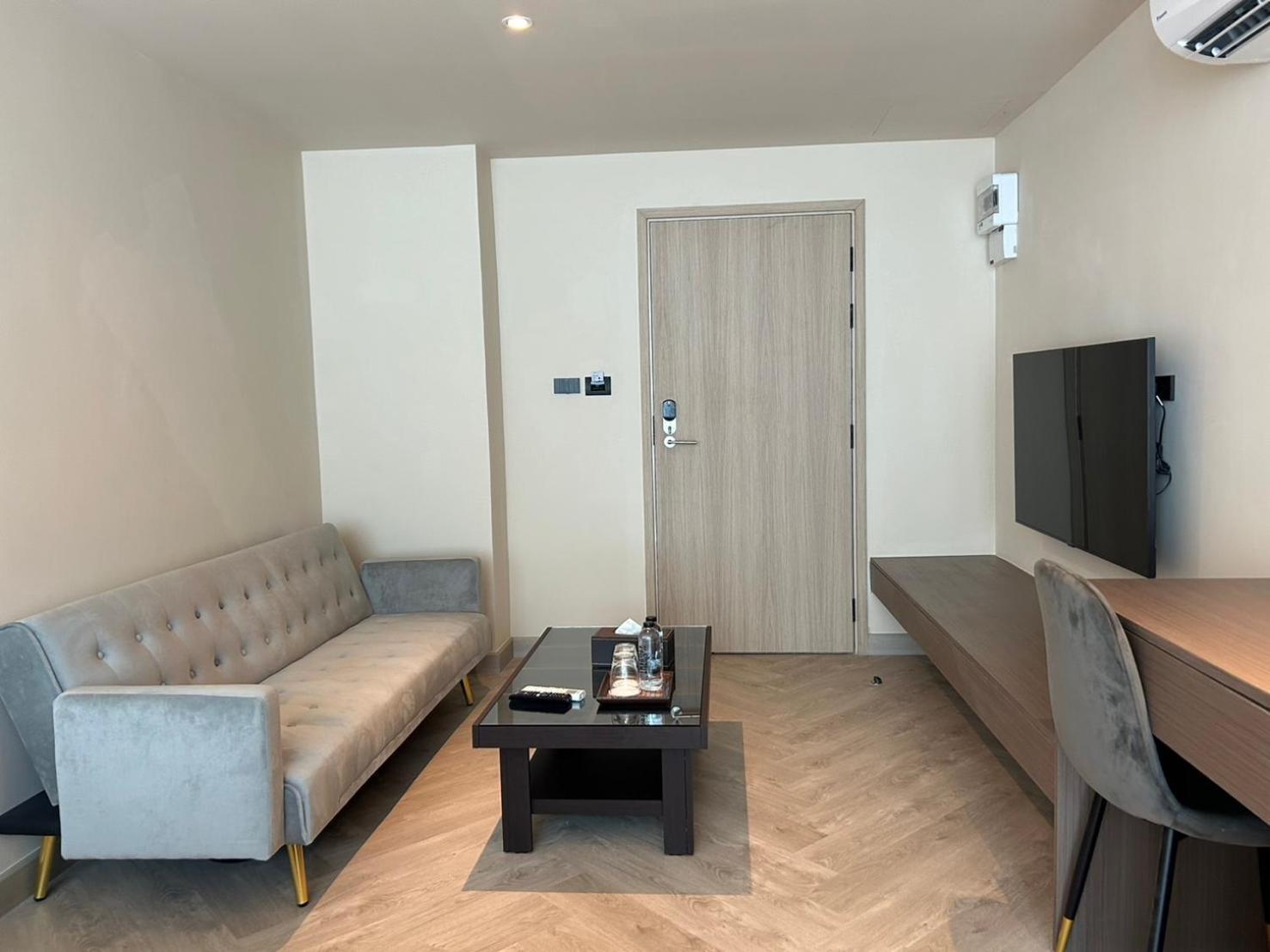 Hotel The One Cozy Living 4*