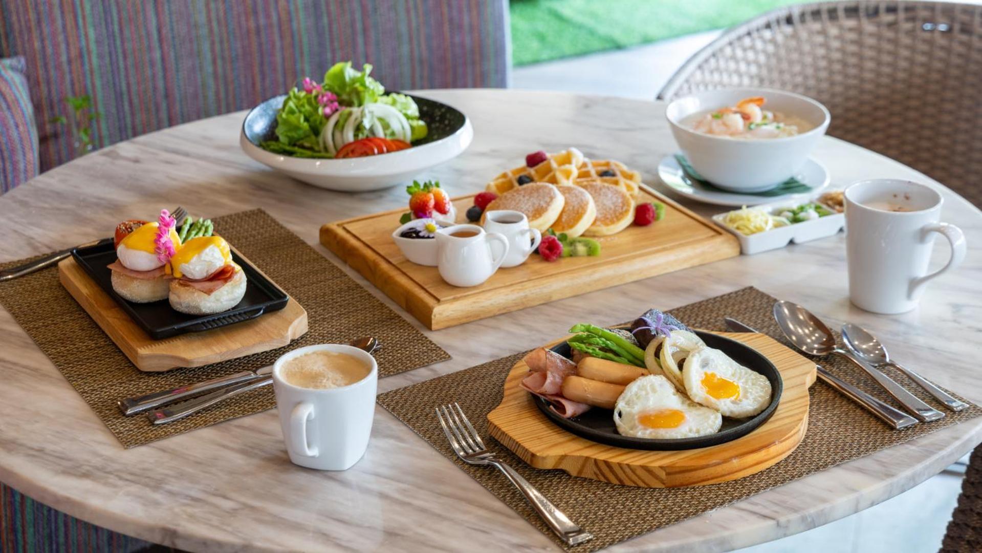 Hotel Avani 5*
