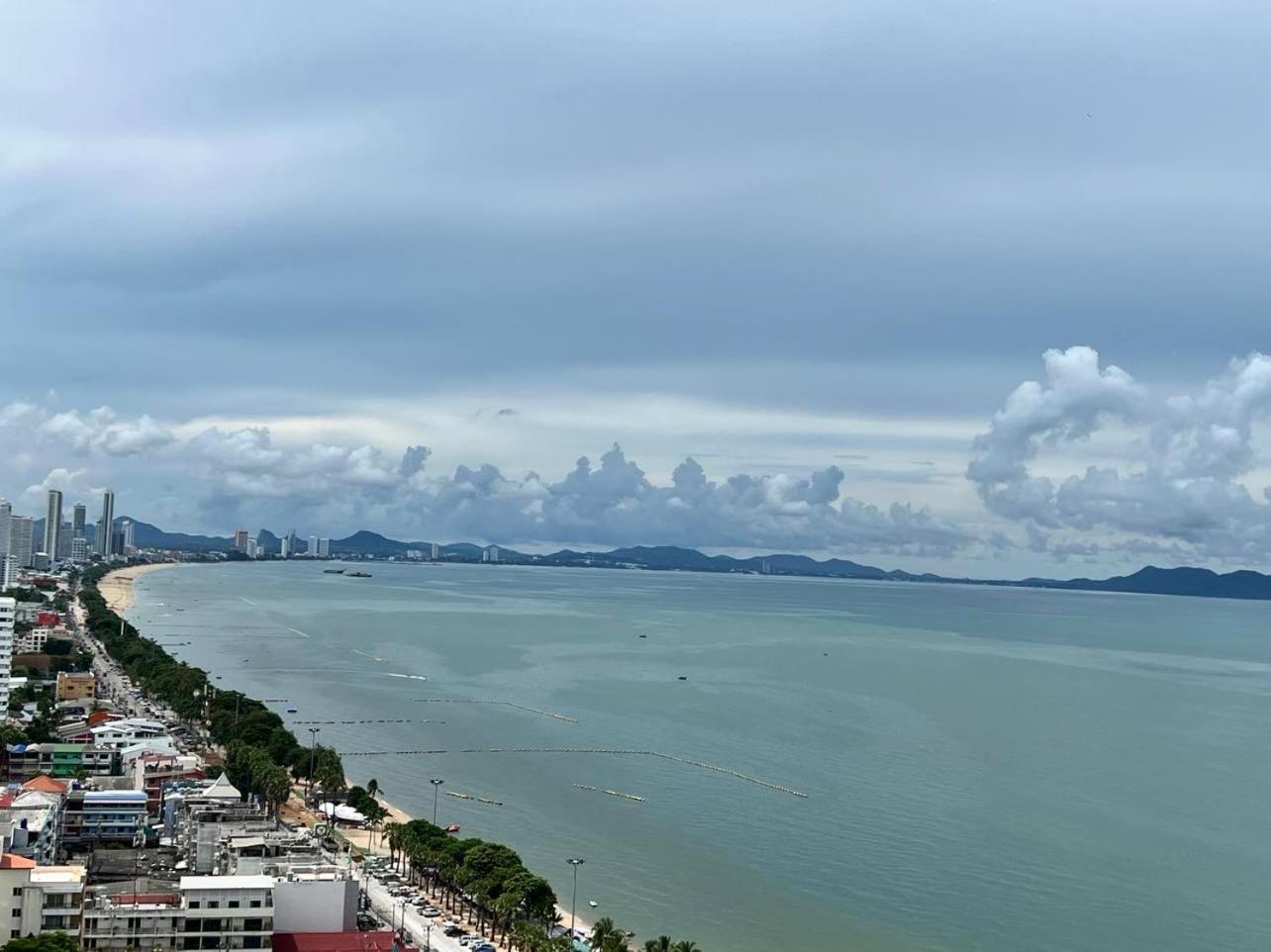 Apartamento Viewtalay Beachfront By Nd Pattaya