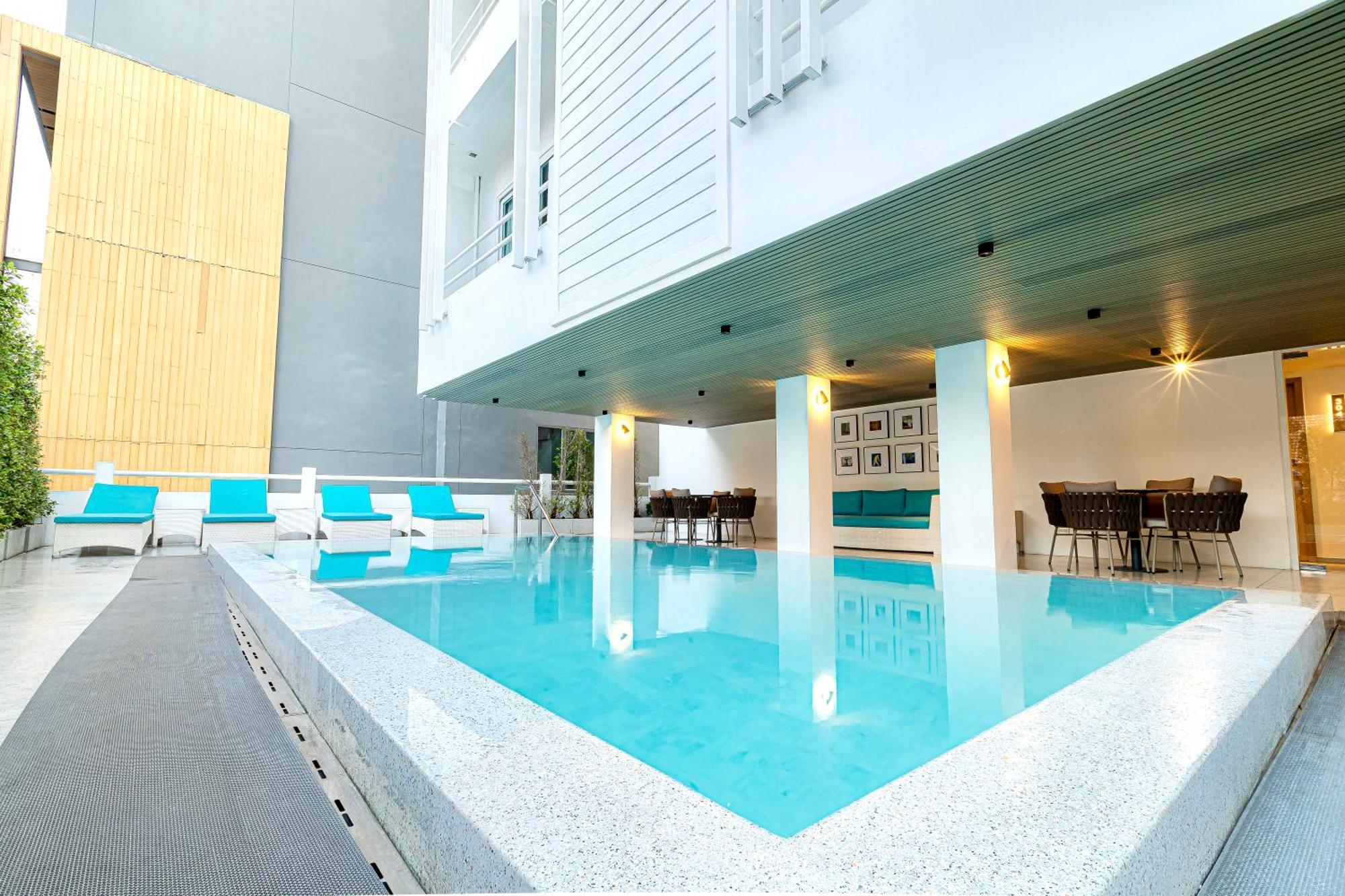The One Cozy Living 4* Pattaya