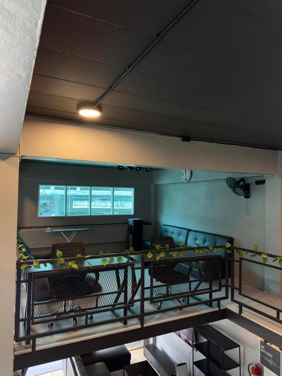 Hostel Friends Station Tukkom & Cafe