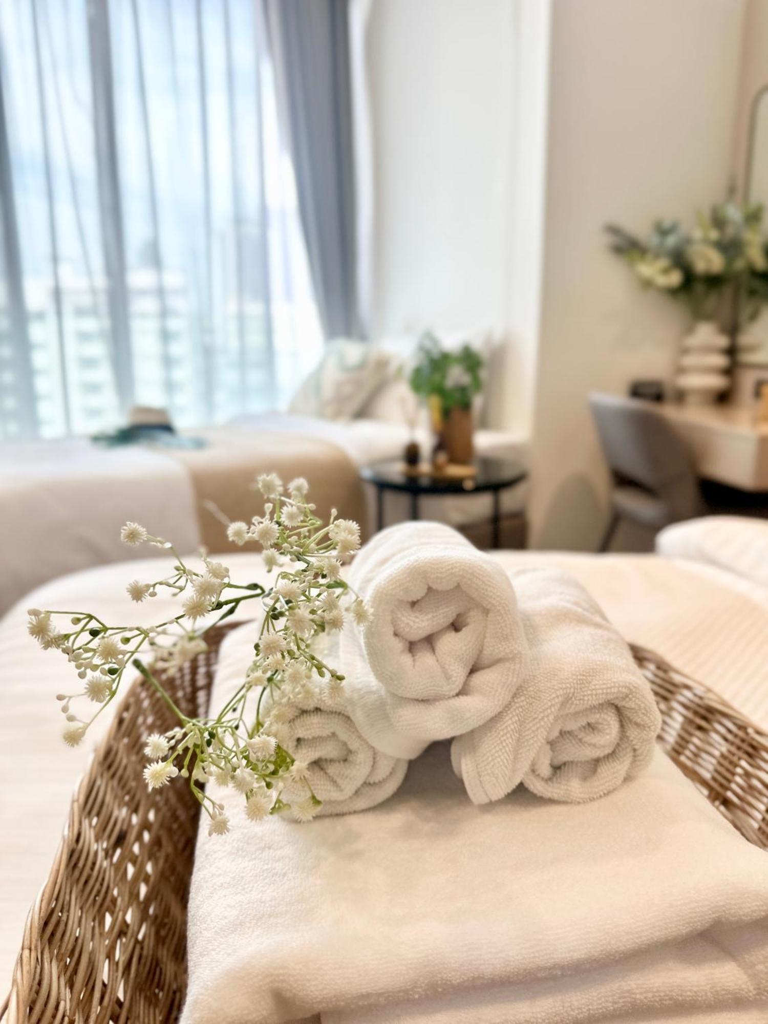 Edge Cozy Vacation Infinite Sky Pool Apartment *