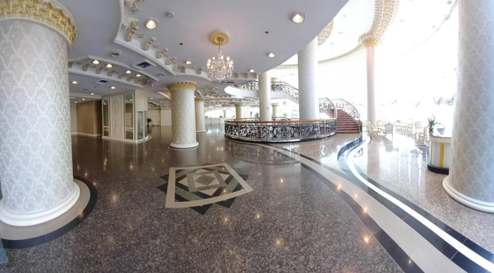Hotel Adriatic Palace 3*