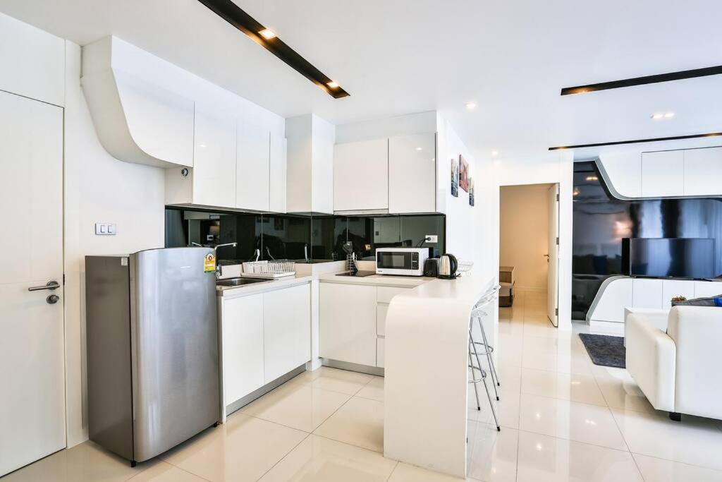 Center With 2 Bedroom *