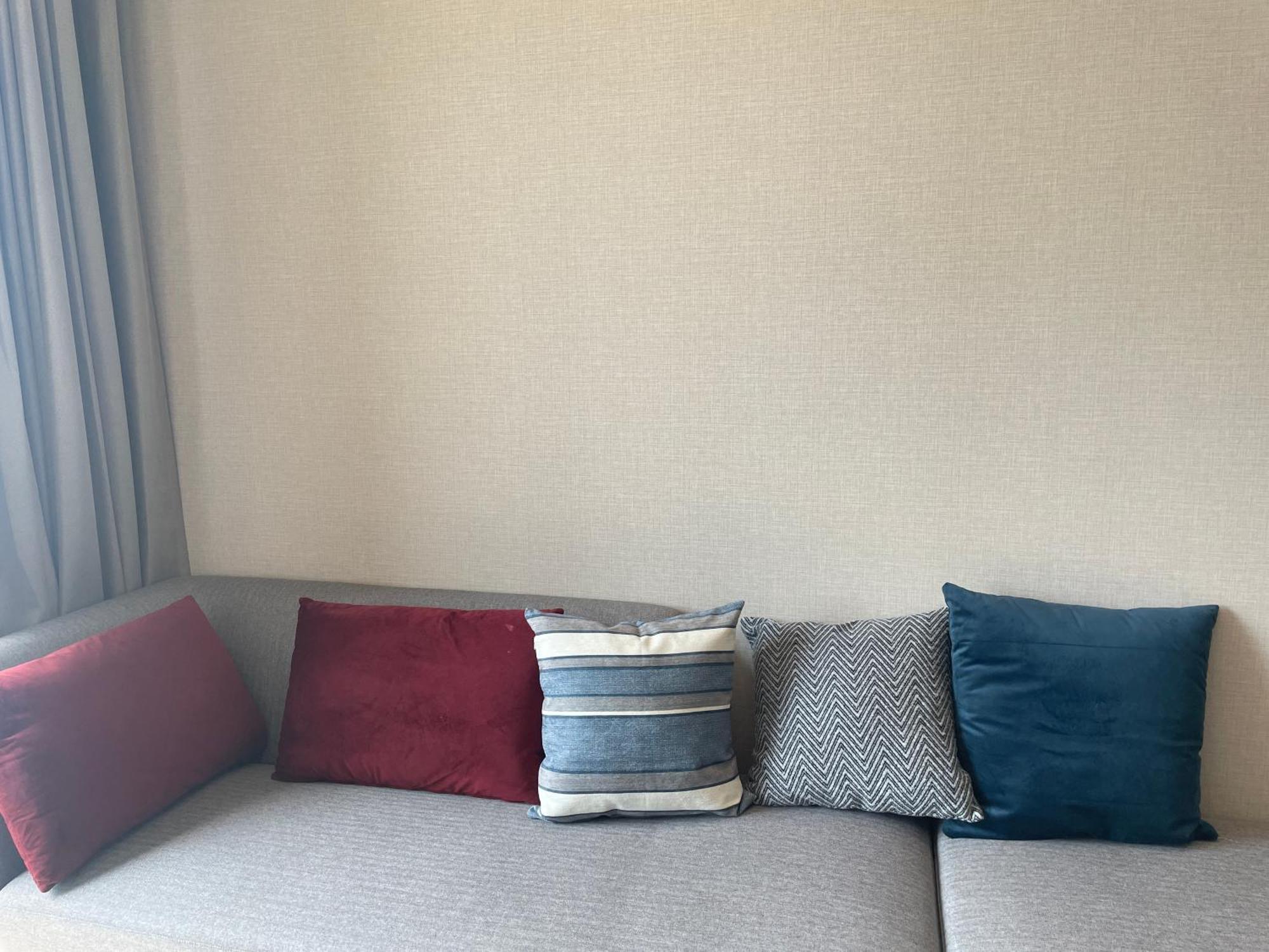 Apartment Edge Super