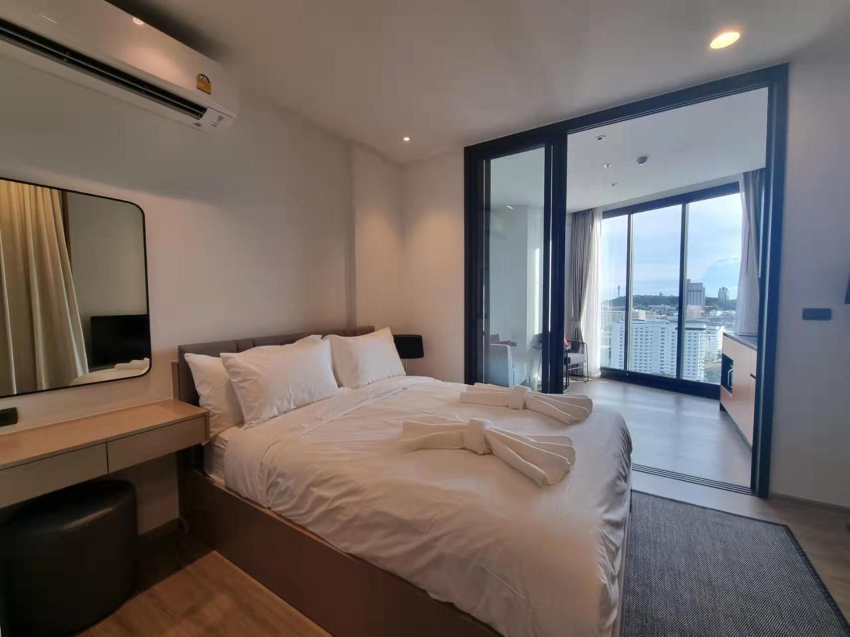 Edge Super Apartment Pattaya