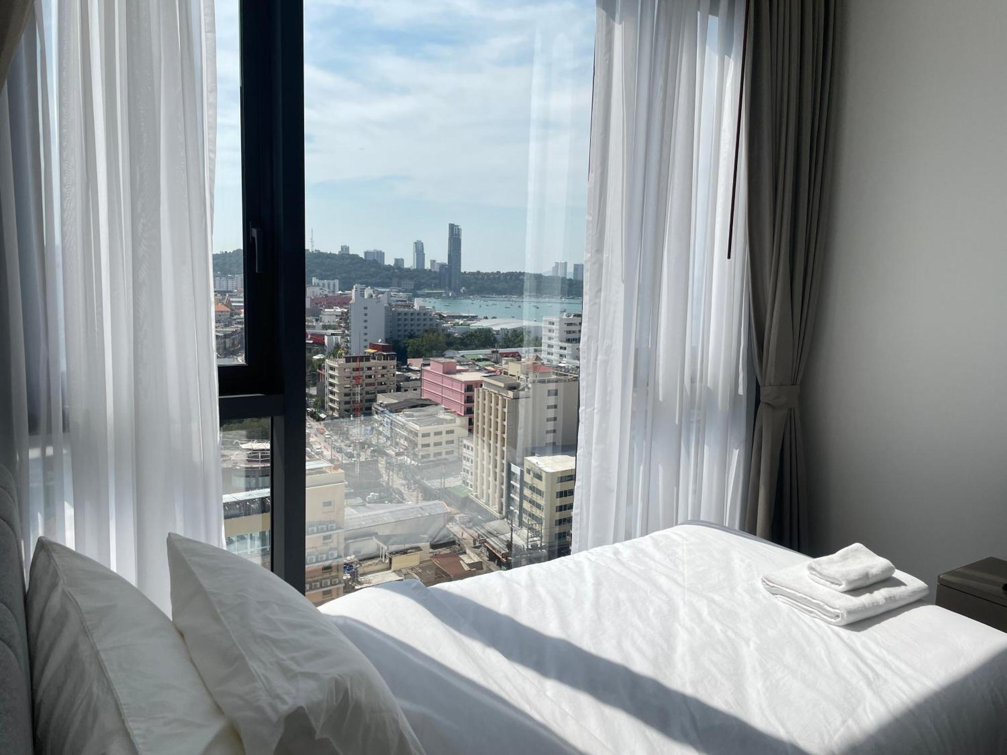 Apartment Edge Super Pattaya