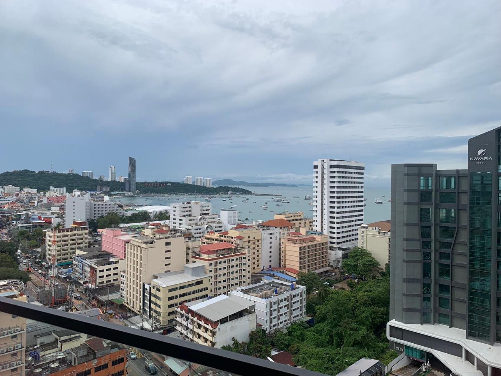 Edge Super Apartment Pattaya