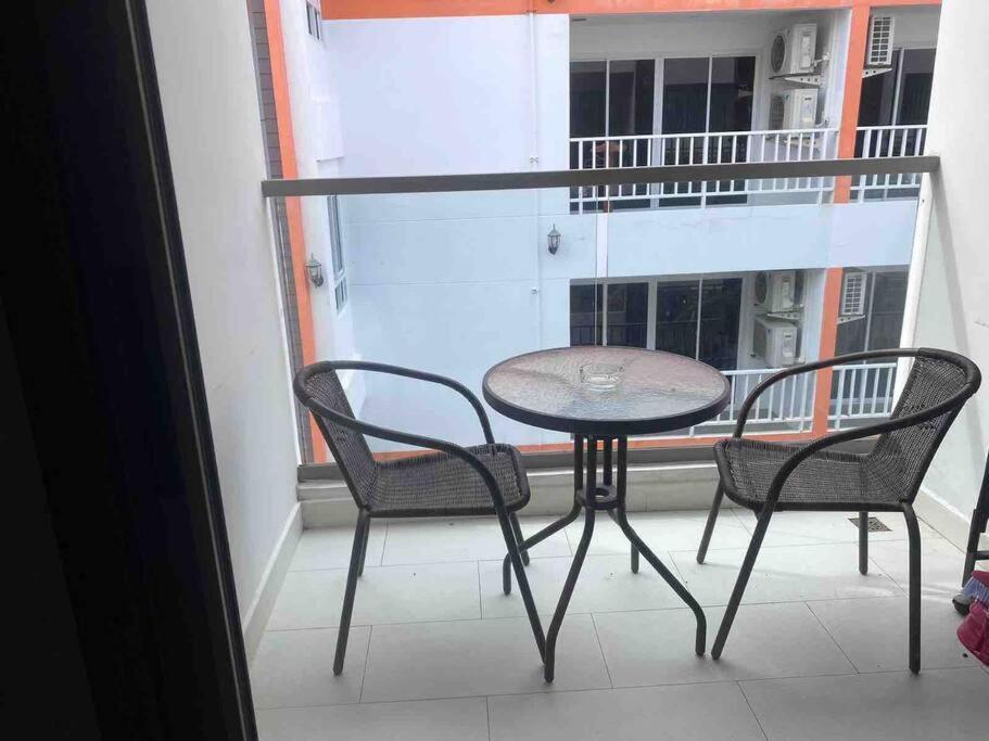 1-bed 300 Meters To The Sea - New Nordic C-view Boutique Apartment Pattaya