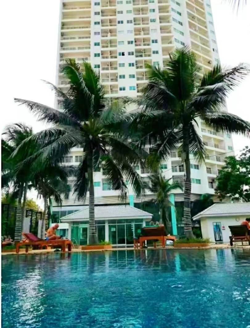 Hyatt Beachfront Escape Pattaya