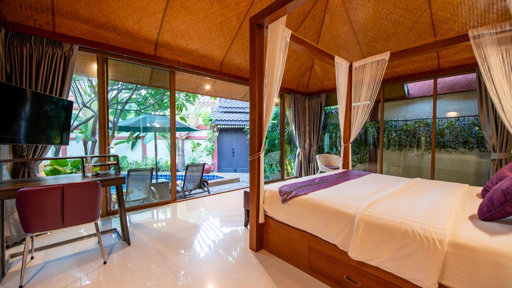 I, Totally Private Pool