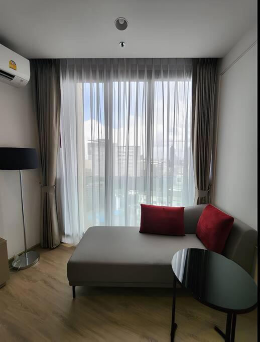 With Roof Pool Apartment Pattaya