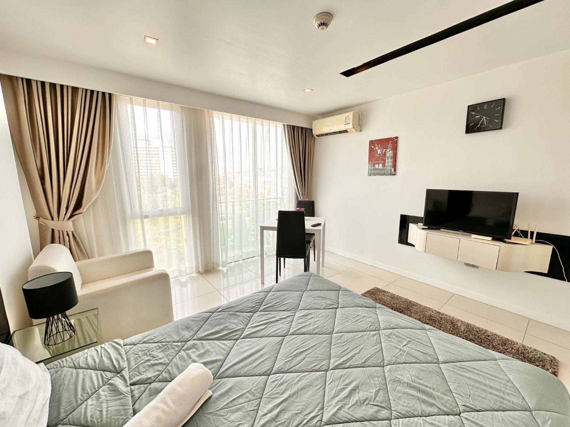 Apartment Lovely In Center