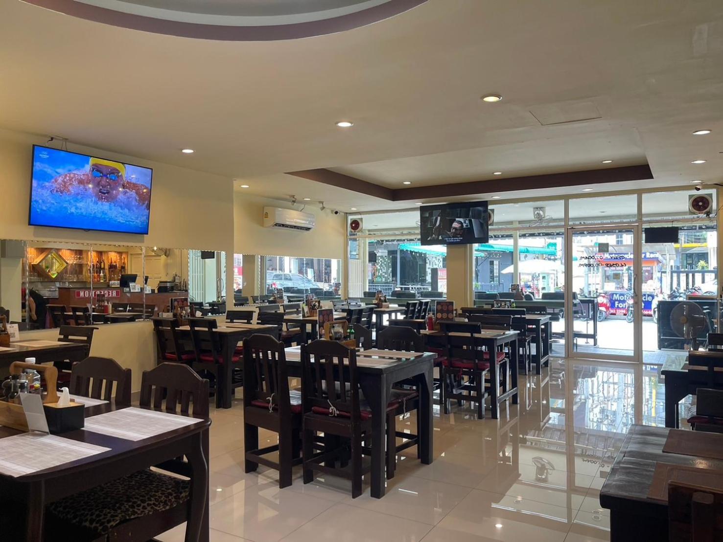 Malee And Restaurant Pattaya