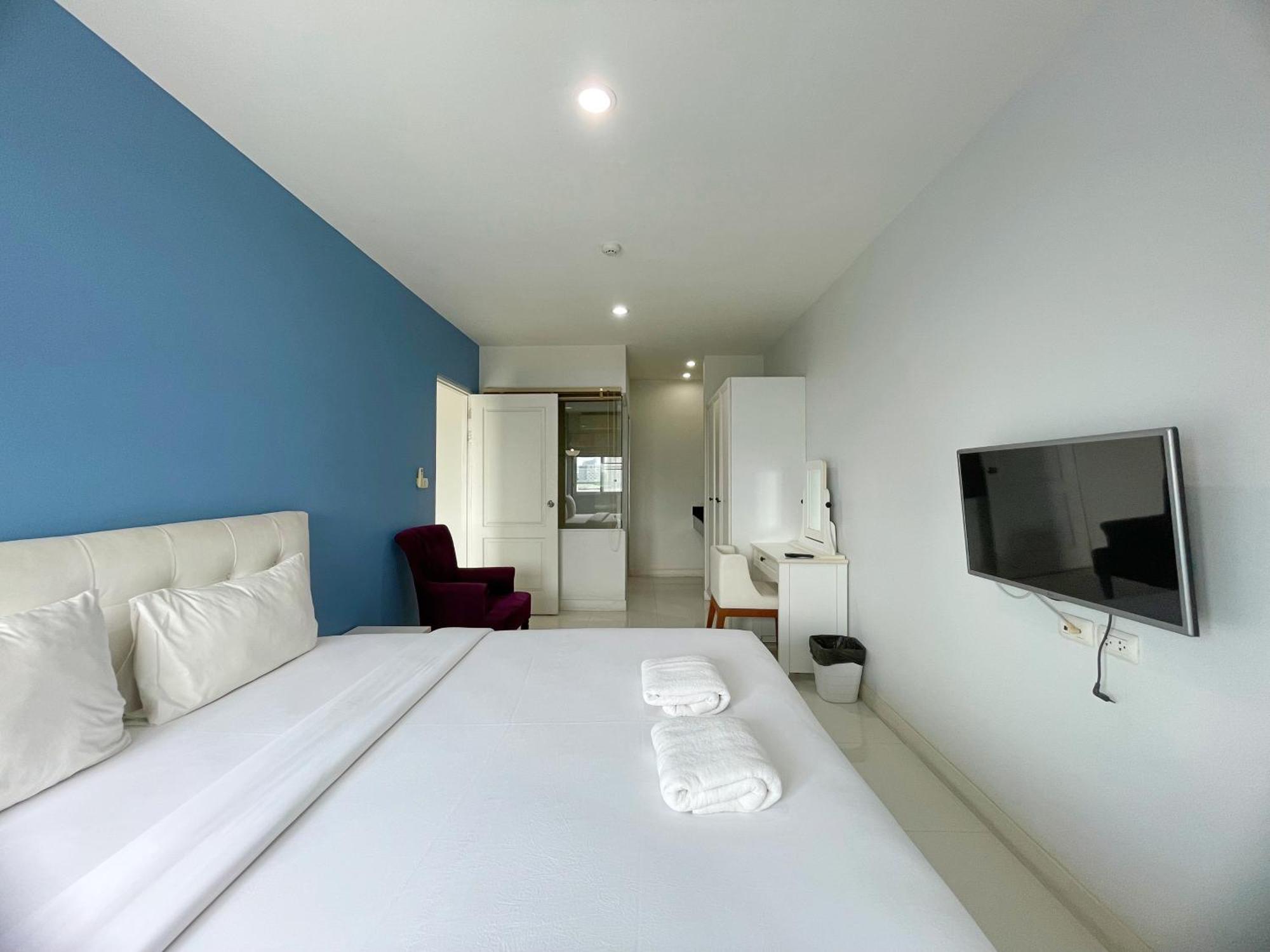Baan By Sabai Near By God Pattaya