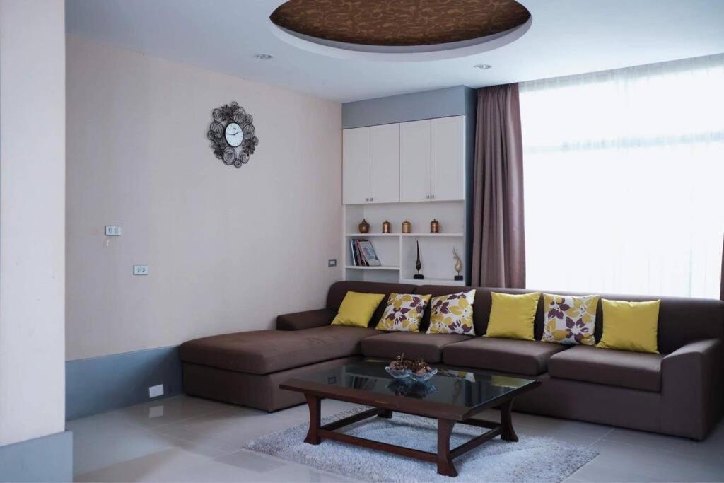 Nagasiri Pool 2-storey
