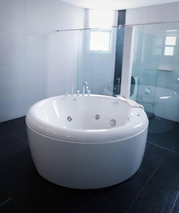 Nagasiri Pool 2-storey Pattaya