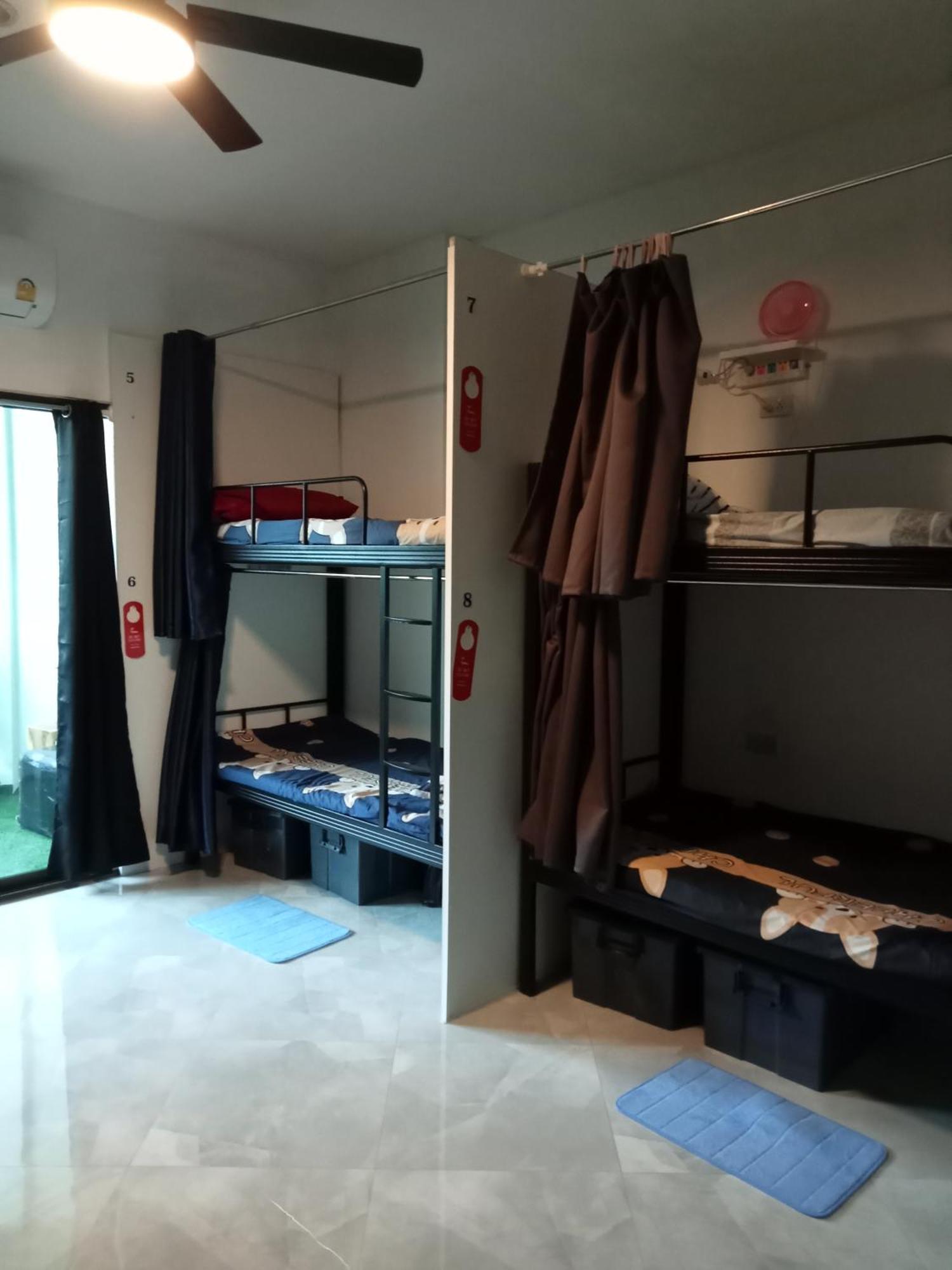 Bunk Bed *