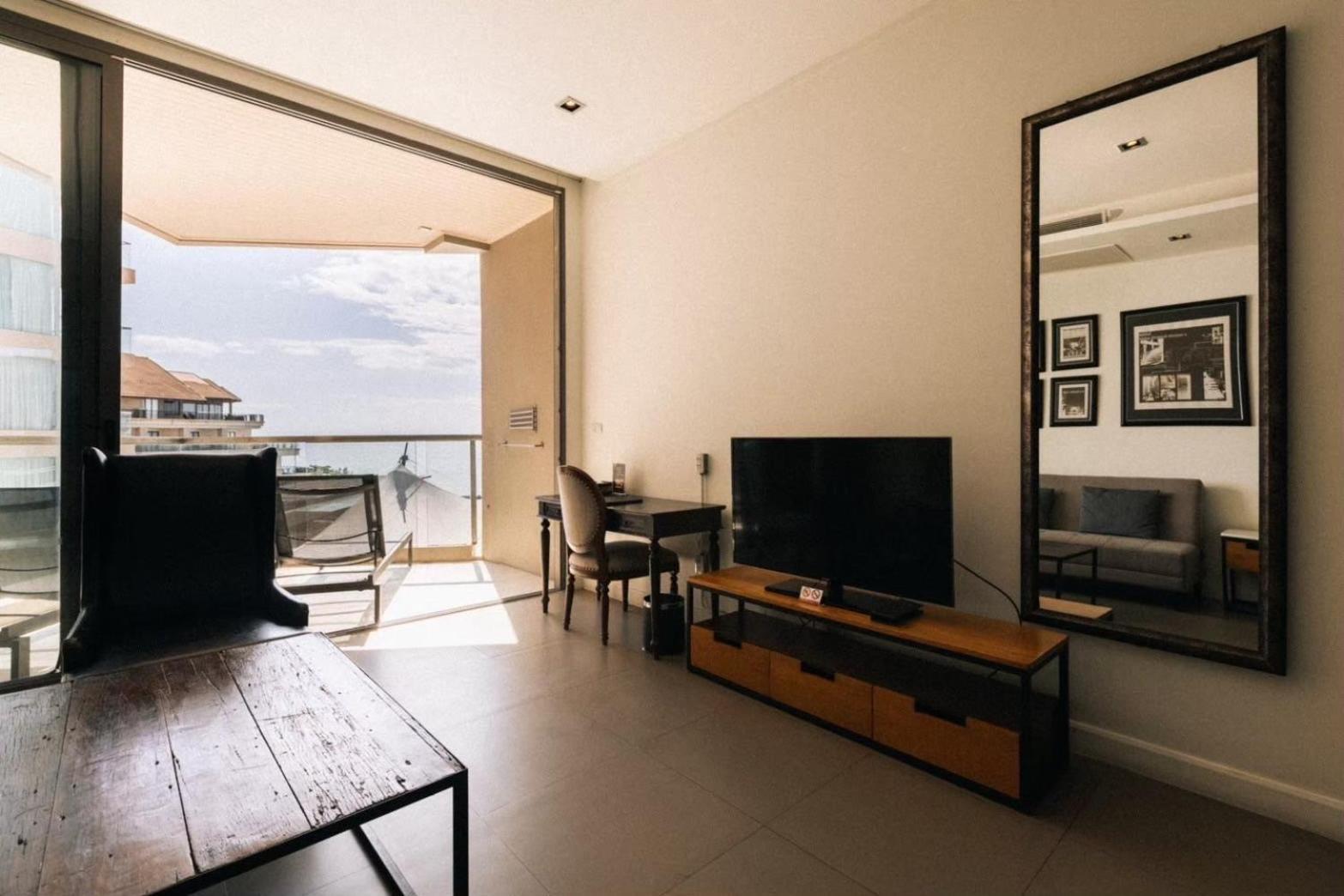 Modus Beachfront Pattaya