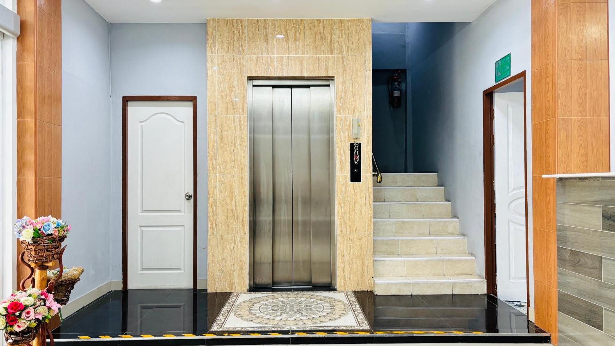Hotel Royal Star 3*