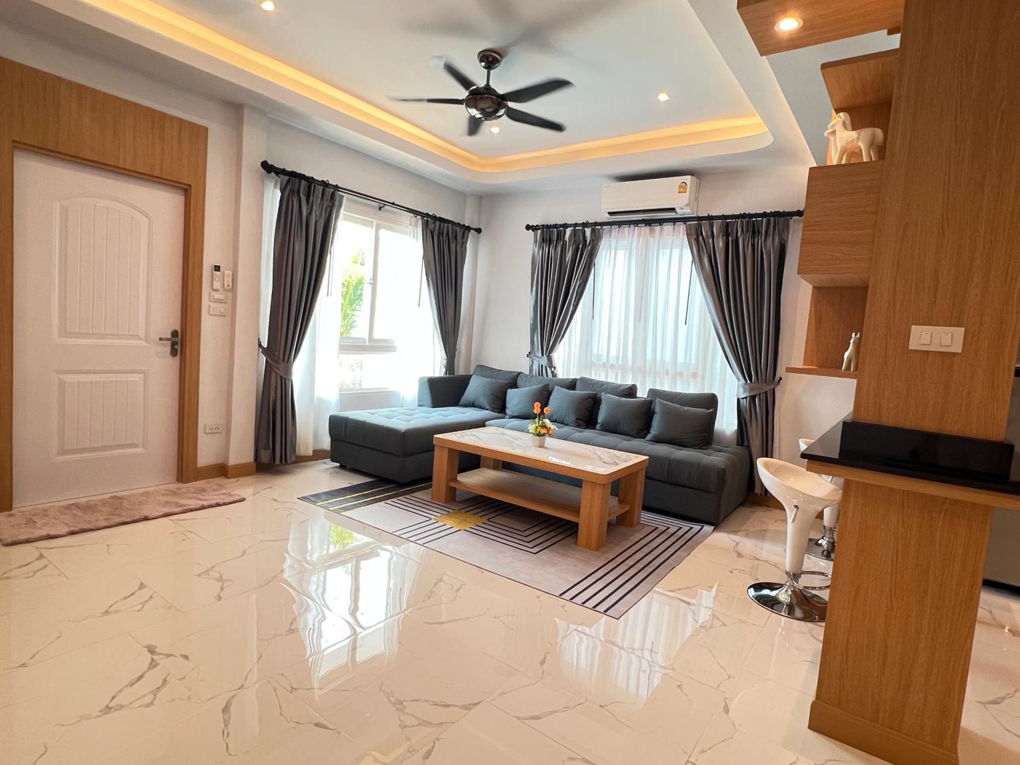 Villa Modern Private Pool Villa,walking Street 10min,city-house 171b