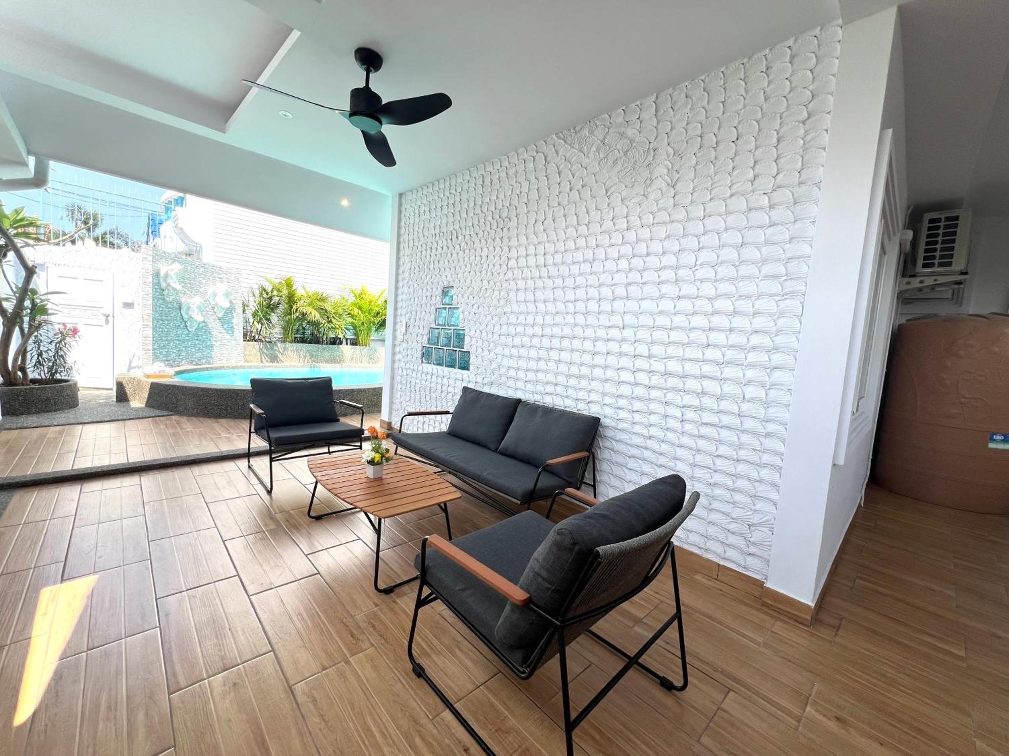 Villa Modern Private Pool Villa,walking Street 10min,city-house 171b Pattaya