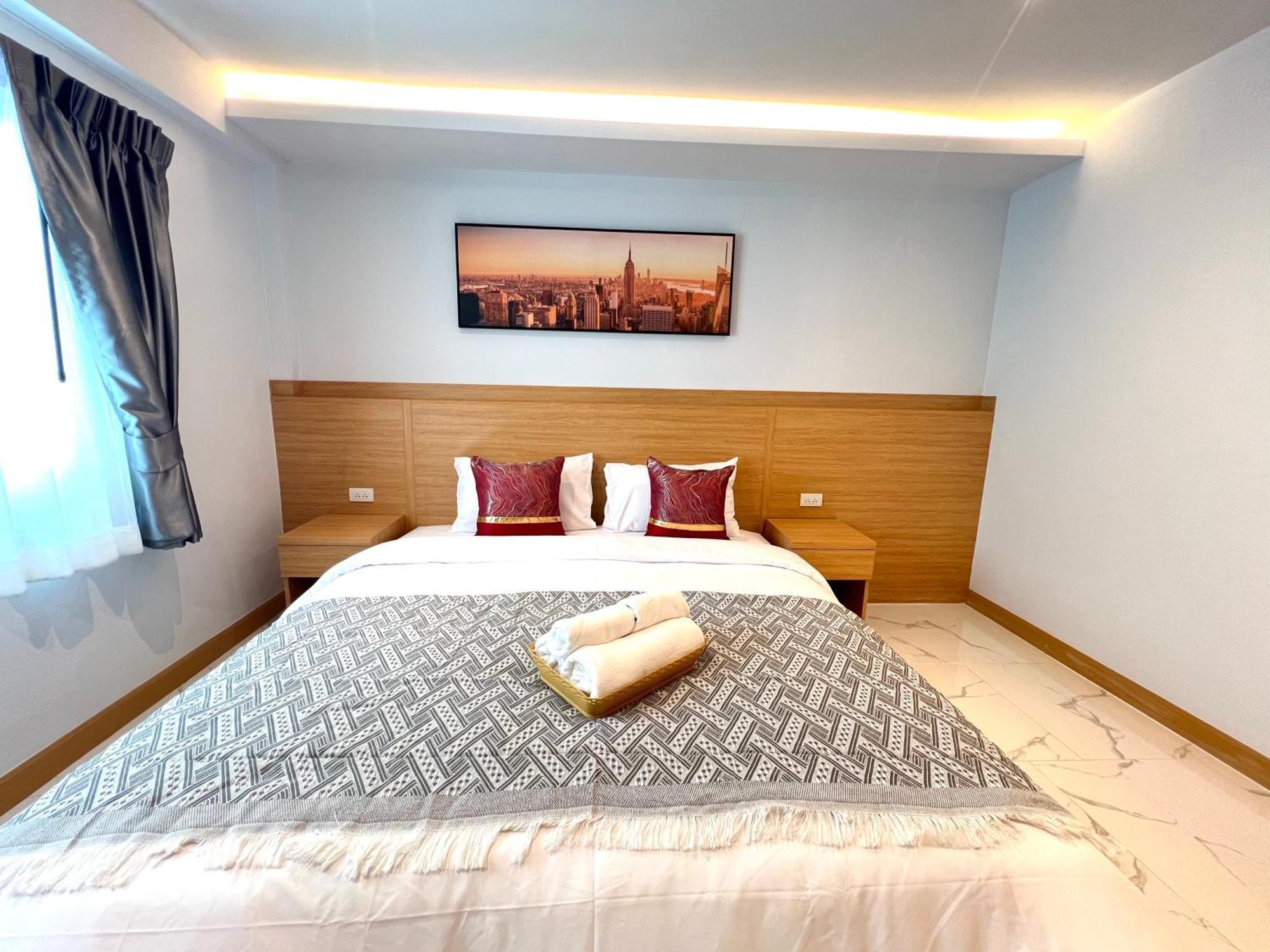 Villa Modern Private Pool Villa,walking Street 10min,city-house 171b Pattaya